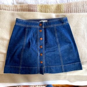 Madewell Denim Button Down Skirt: Size 6